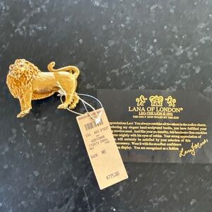 Lana of London Leo the Lion belt buckle